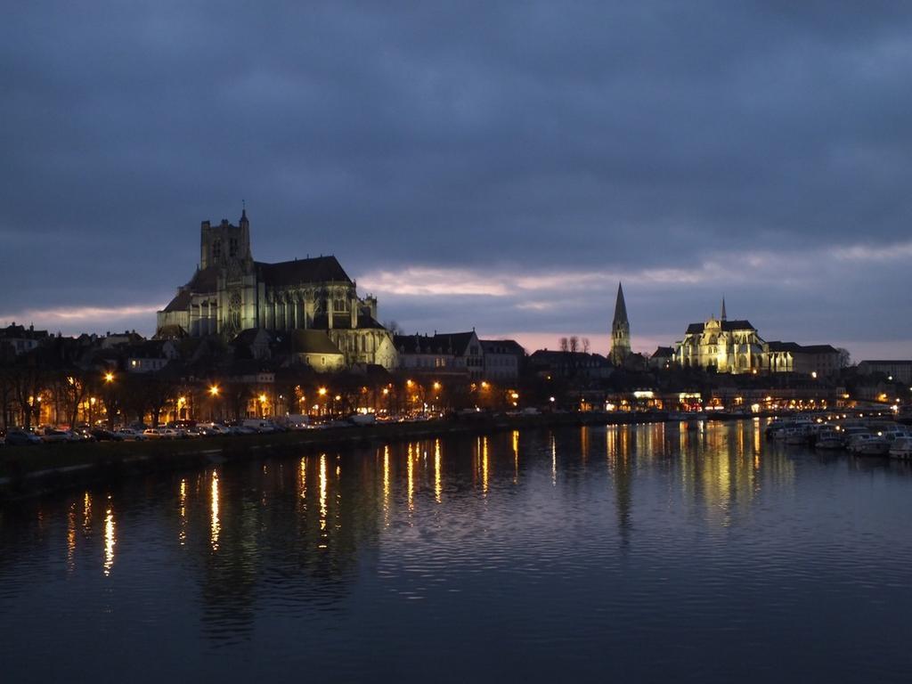 Premiere Classe Auxerre Monéteau Dış mekan fotoğraf